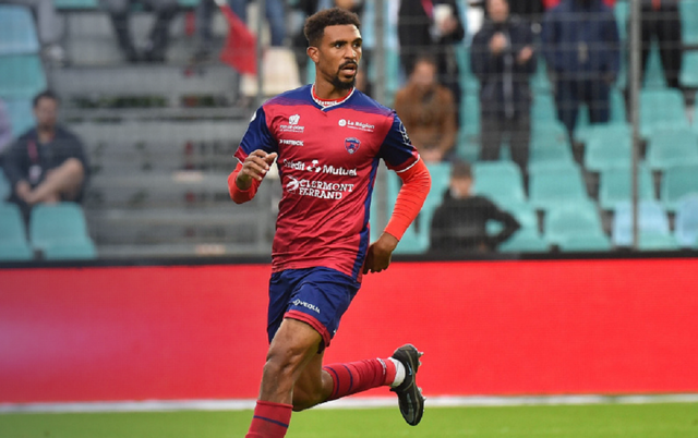 雷竞技app下载关键时刻北京首钢调整名单以备法甲国际比赛日尤文图斯调整名单以备法国杯，这操作让人直呼：集结日上海海港调整名单以备法国杯的简单介绍